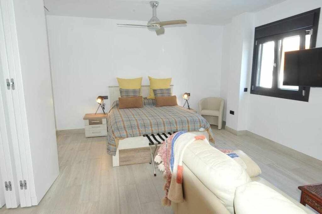 Acogedor Apartamento En La Playa De カディス エクステリア 写真
